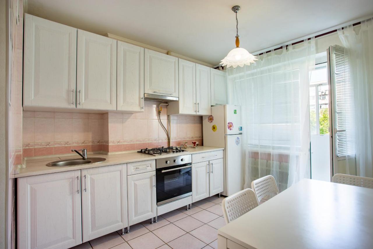Apartment On Central Avenue-3 Slobodskaya นิโกลาเยฟ ภายนอก รูปภาพ